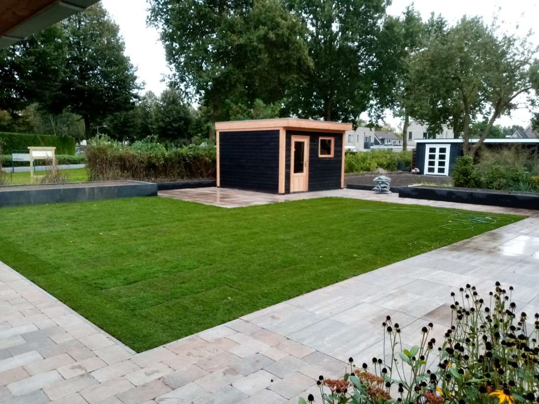 Portfolio project complete tuinrenovatie met gezinstuin in 's-Gravenzande